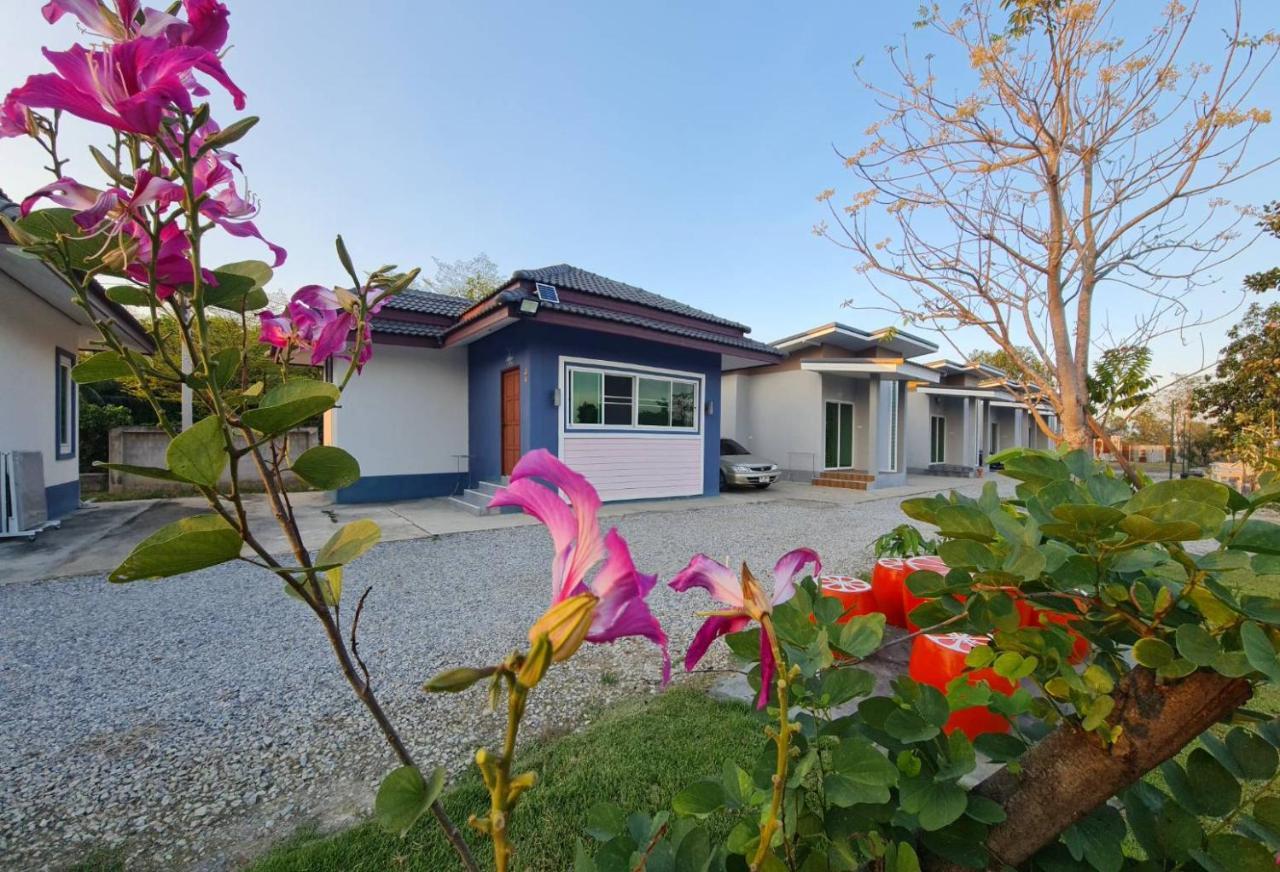 Araya Cottage Uthai Thani Exterior photo